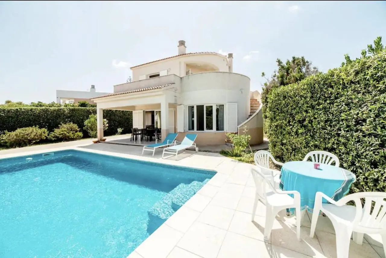 Villa With Pool In Cala Blanca With Sea Views Кала-Сантандрия